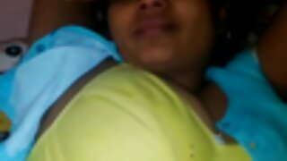 بڑی چھاتی کے ساتھ پر ...