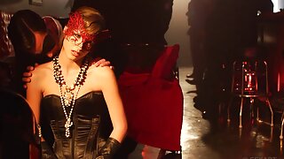 پونی ٹیل کے ساتھ سیس ...